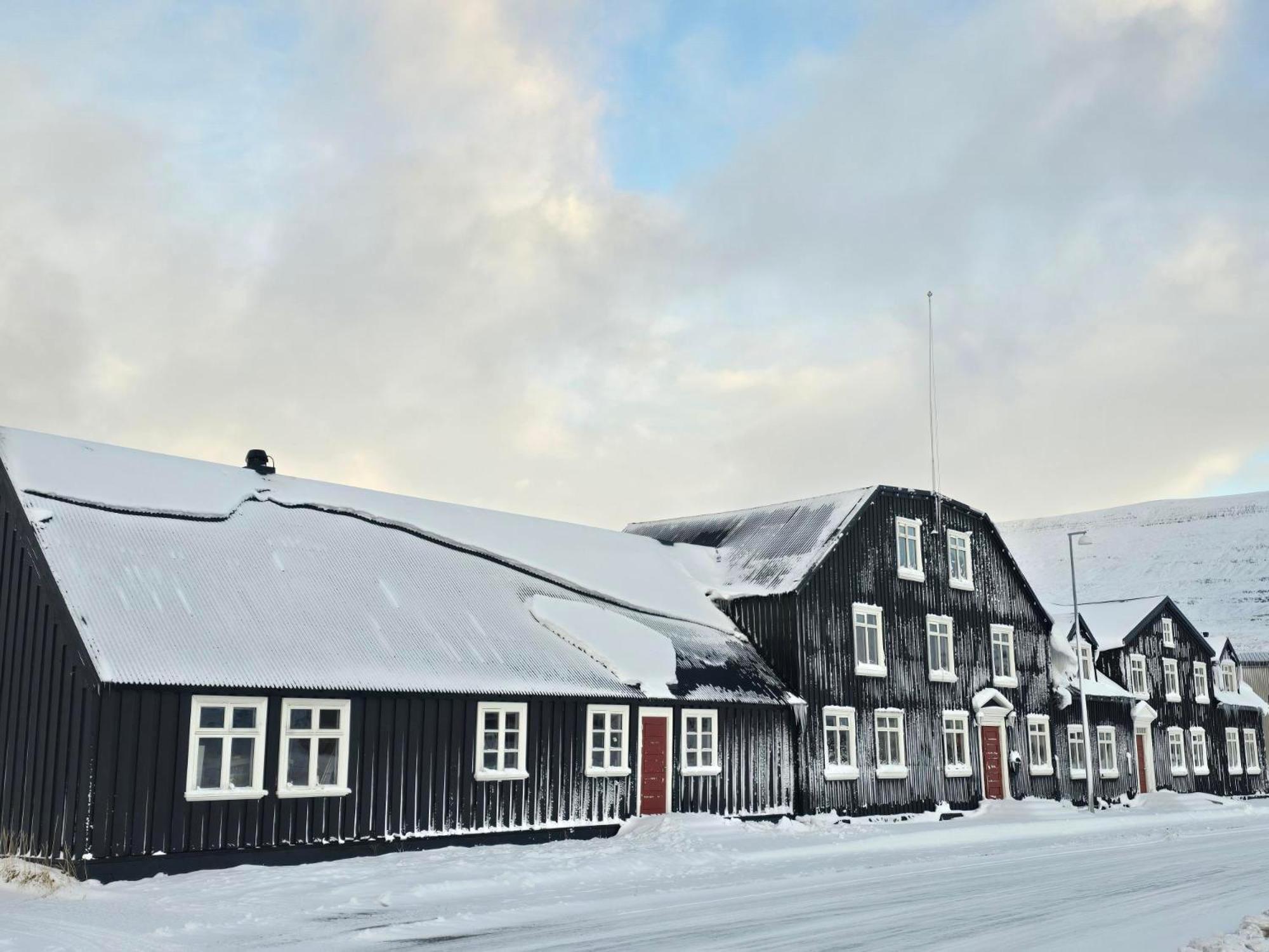 Bryggjan Boutique Hotel Akureyri Buitenkant foto